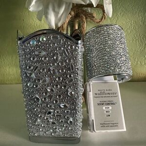 White Barn Wallflowers Silver Gemstone Plug-In with matching soap holder BLING